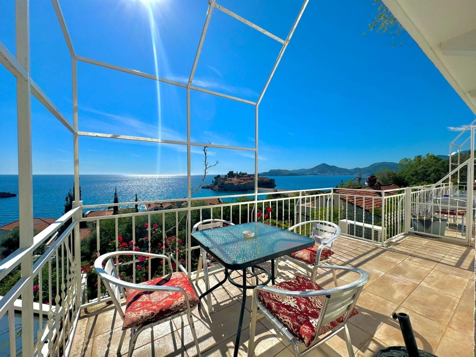 Sun Rose Apartments Sveti Stefan Exterior foto