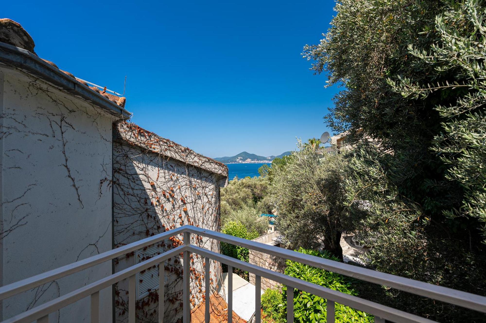 Sun Rose Apartments Sveti Stefan Zimmer foto